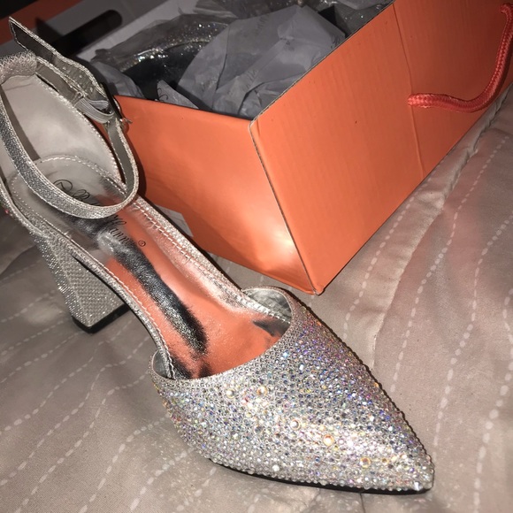 silver rhinestone block heels !๐๐๐๐ - Picture 1 of 1